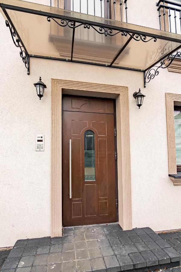 Owls Hill Apartment Kaunas Exterior photo