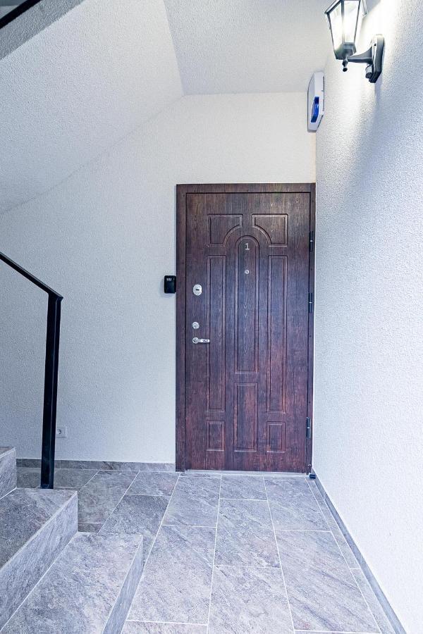 Owls Hill Apartment Kaunas Exterior photo